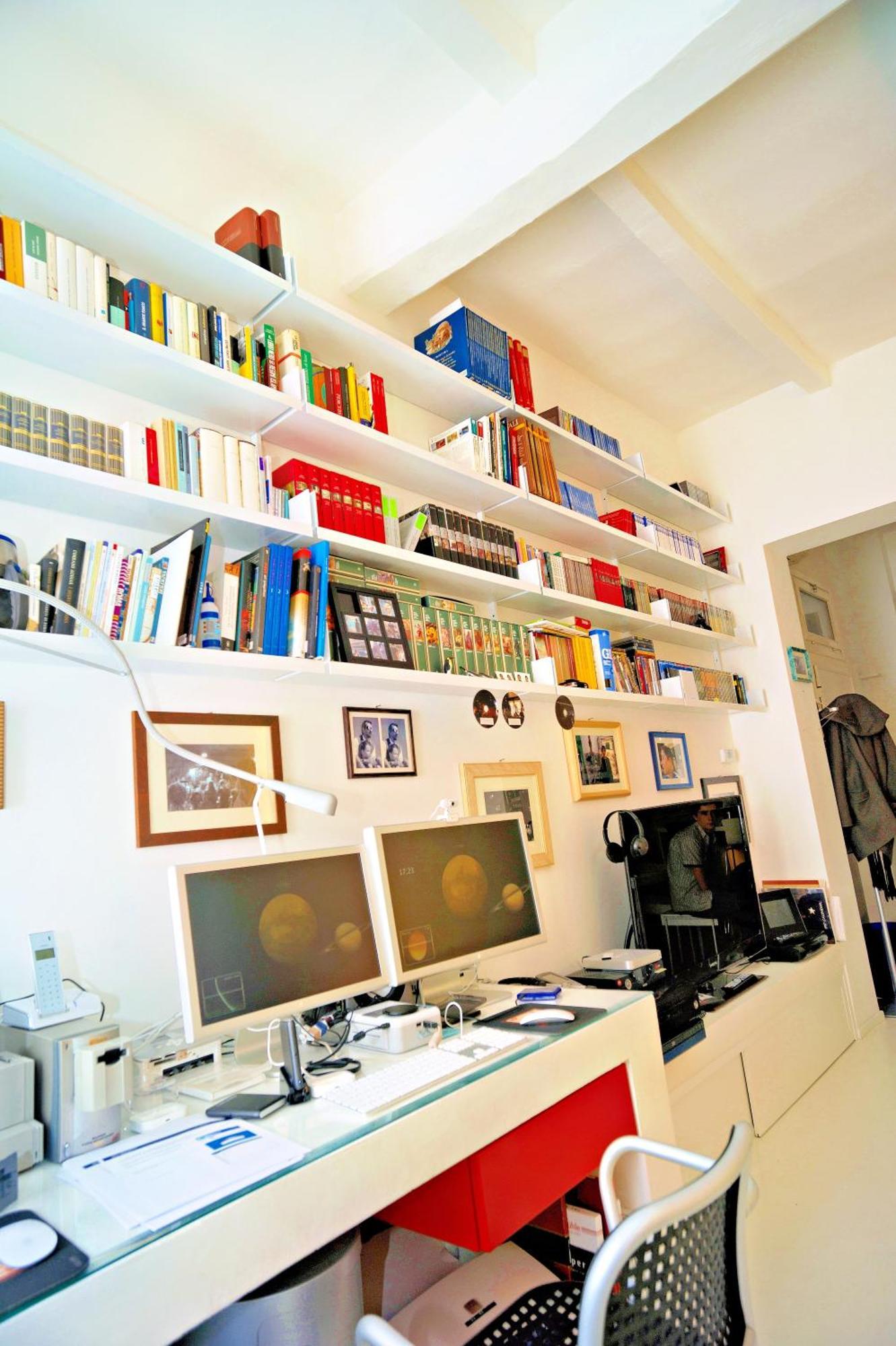Elegant And Modern Loft In Medieval โบโลญญา ภายนอก รูปภาพ